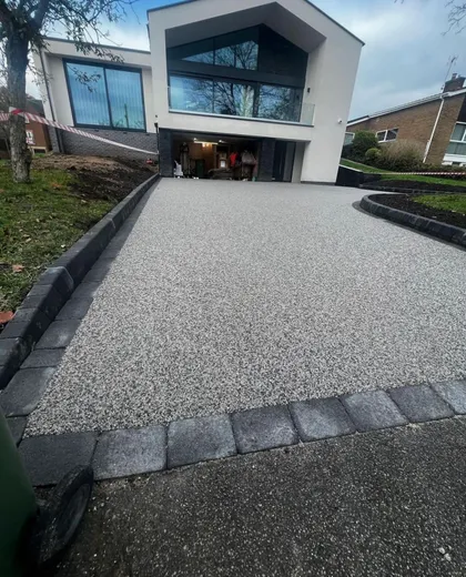 Resin bound driveway installed in Wolverhampton by Marshall Driveways Ltd