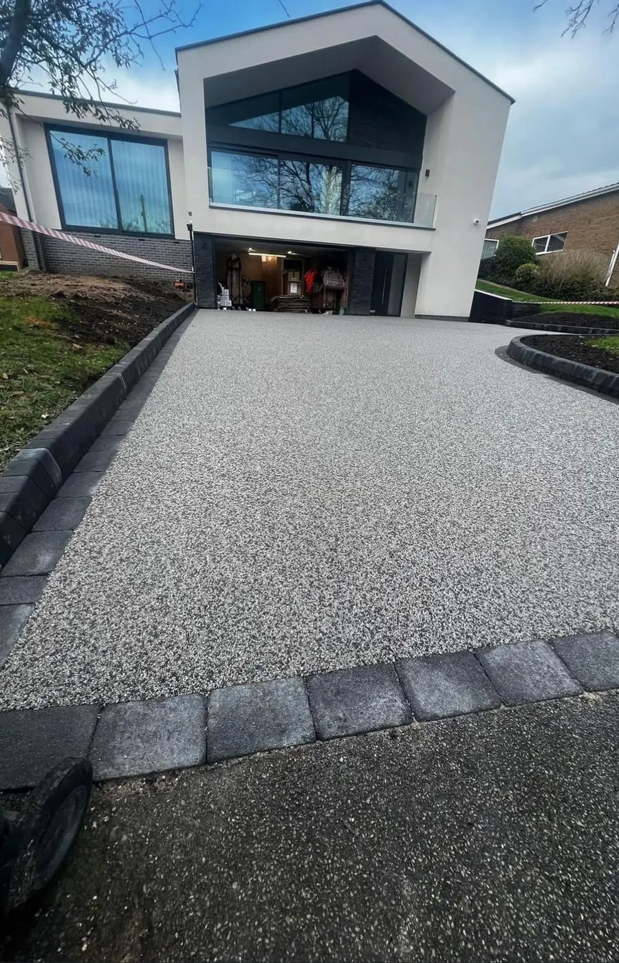 Resin bound driveway installed by Marshall Driveways Ltd in Wolverhampton